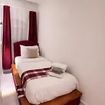 Mayata Gallery Lejlighedshotel