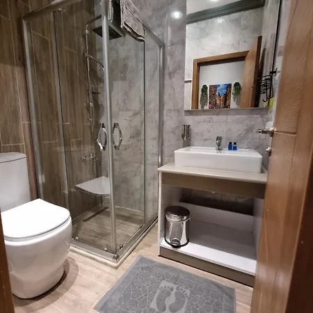 Hotel apartamentowy Mayata Gallery Stambuł