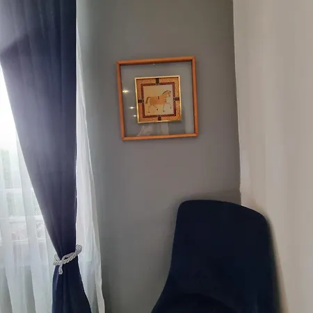 Hotel apartamentowy Mayata Gallery