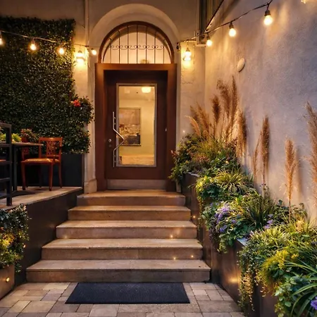 Mayata Gallery Апарт-отель