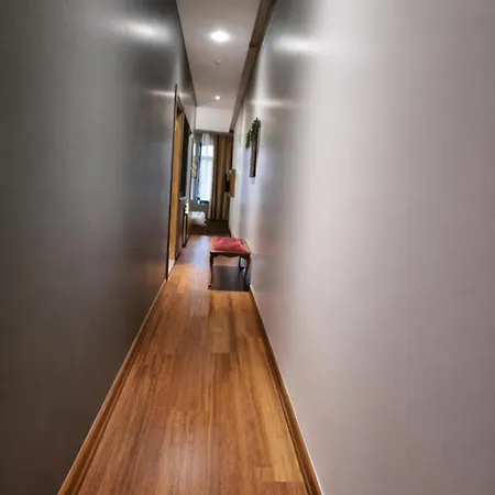 Mayata Gallery Hotel apartamentowy