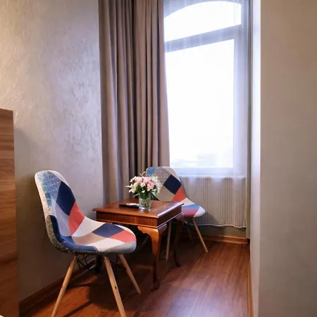 Hotel apartamentowy Mayata Gallery Stambuł