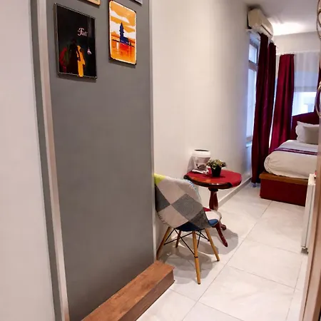 Mayata Gallery Hotel apartamentowy