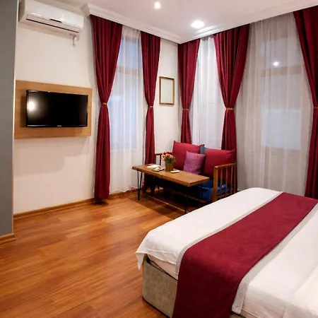 Mayata Gallery Aparthotel 3*